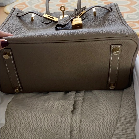‼️SOLD‼️ Togo Etoupe Gold hardware calfskin B25 - Picture 4 of 5